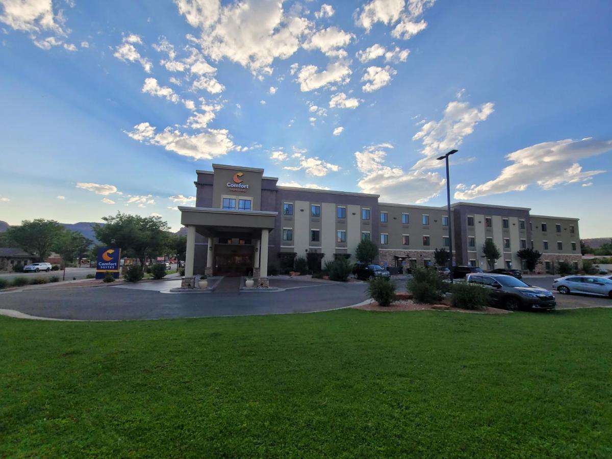 Comfort National Park Area Hotel
