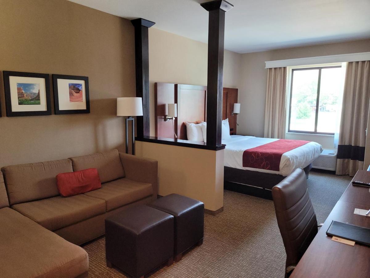 Comfort National Park Area Hotel 2*